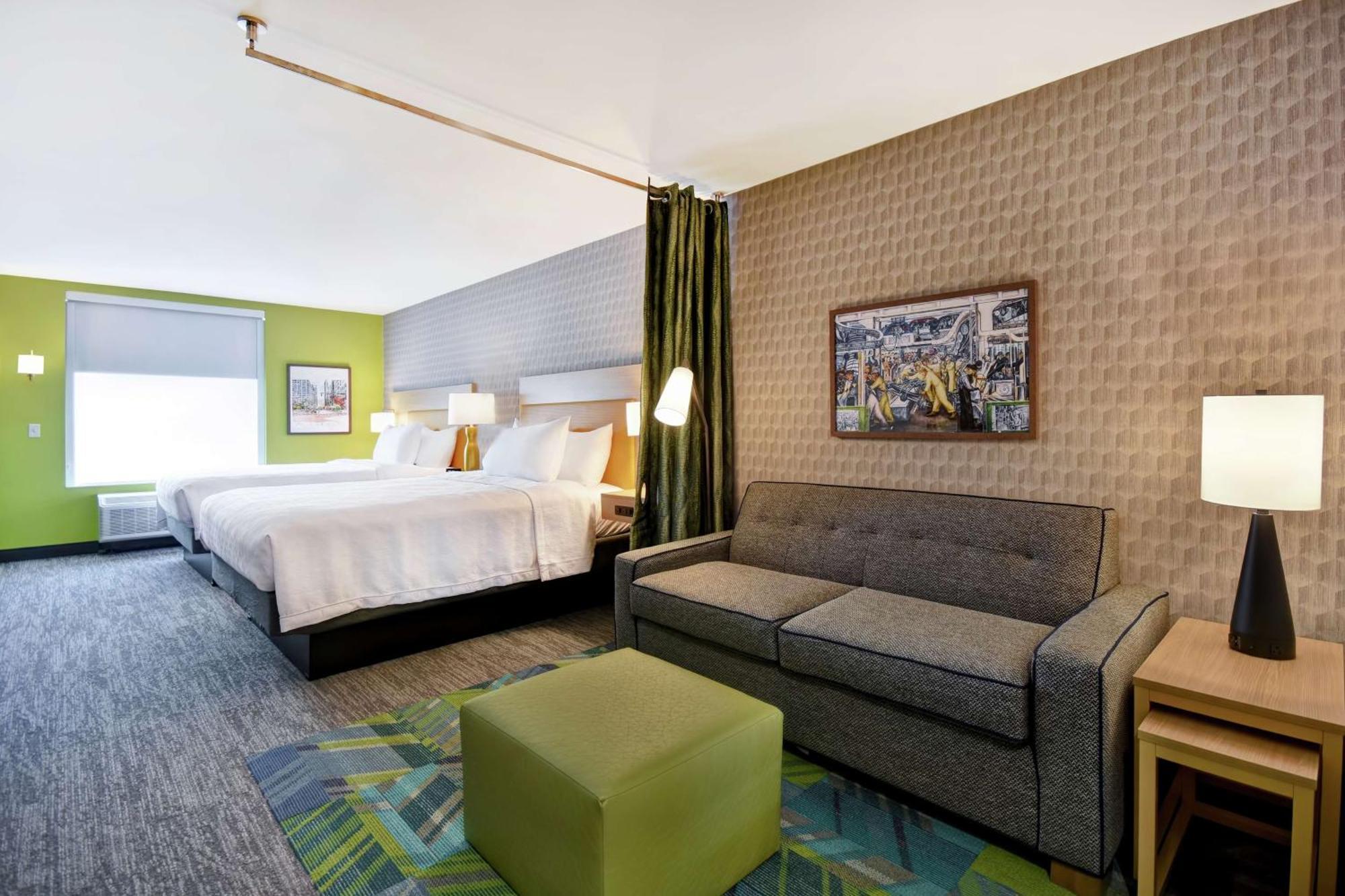 Home2 By Hilton Detroit 3*