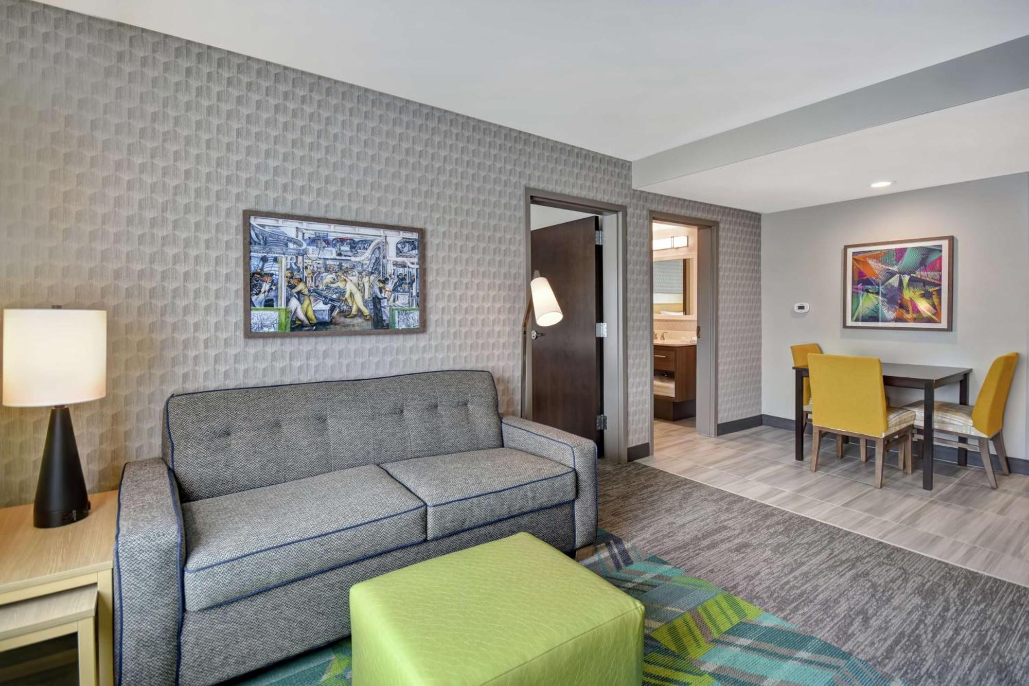 Hotel Home2 By Hilton Detroit