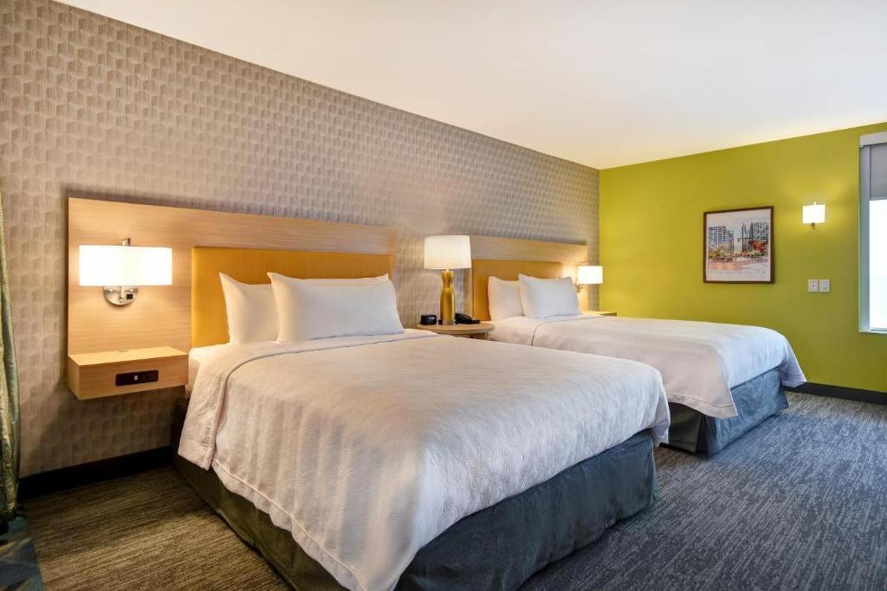 Hotel Home2 By Hilton Detroit